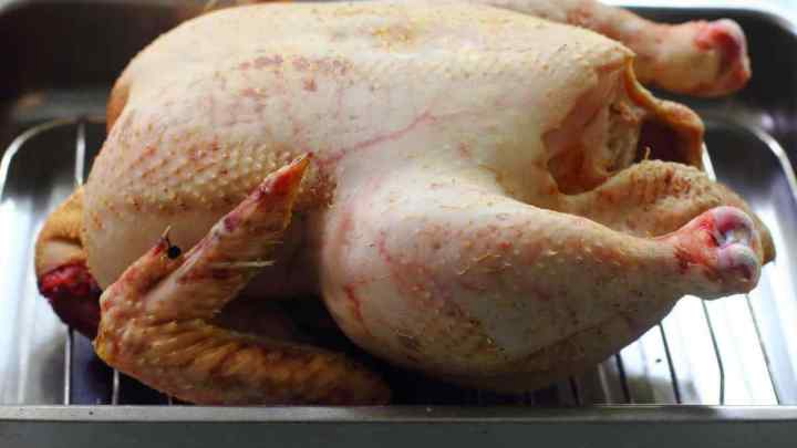 Як приготувати курку на грилі в духовці